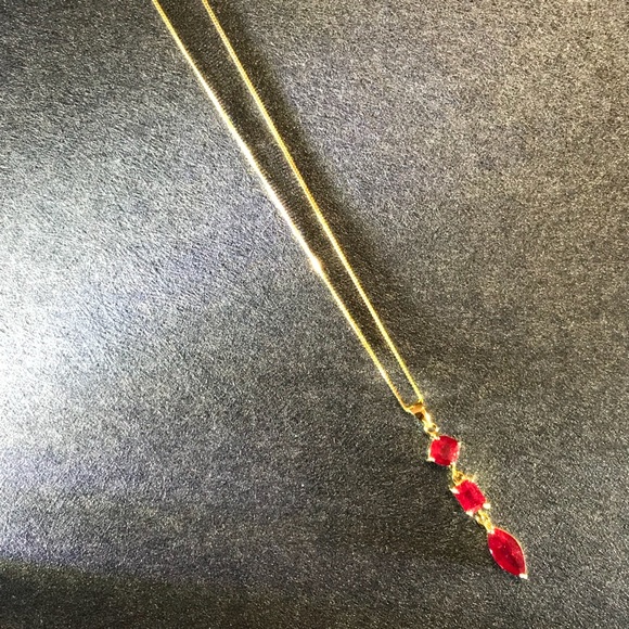 ๐NEW๐ African Rubies Drop Necklace - Picture 7 of 7